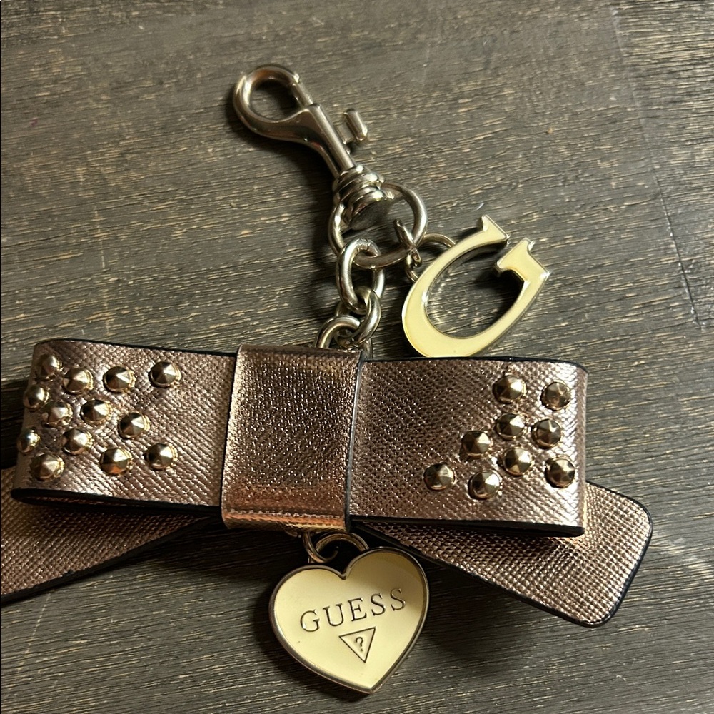Guess Metallic Rose Gold Bow Purse‎ Charm